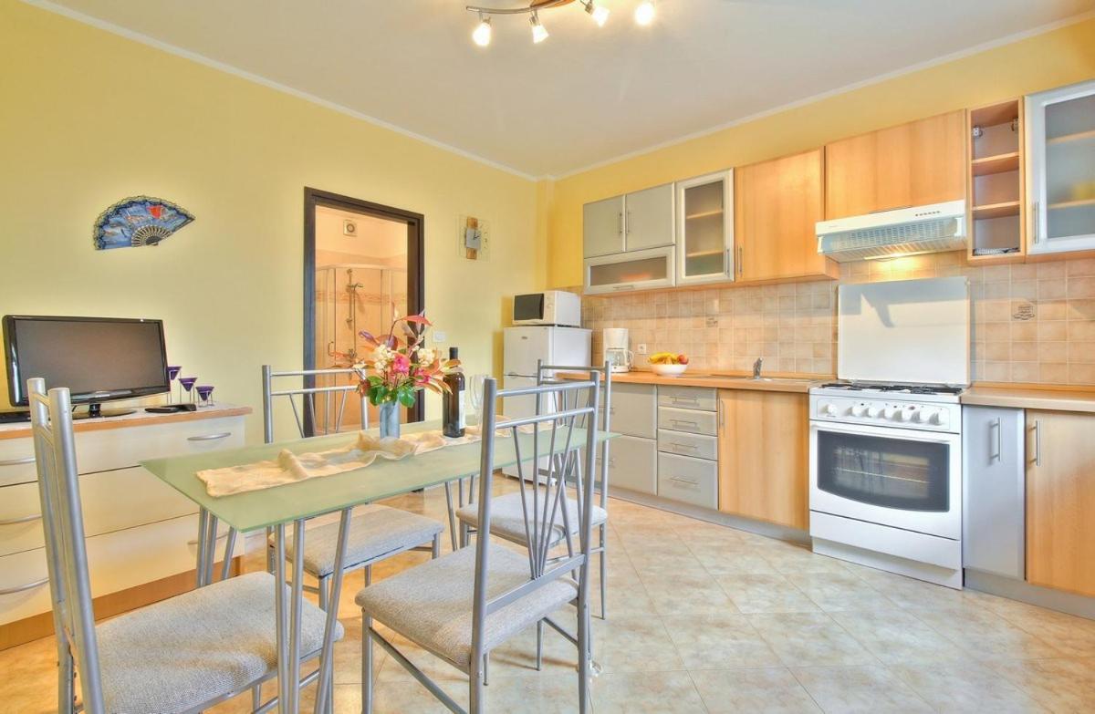 Lorena Apartments 乌马格 外观 照片