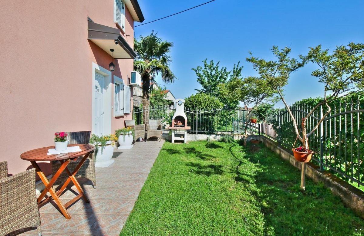 Lorena Apartments 乌马格 外观 照片